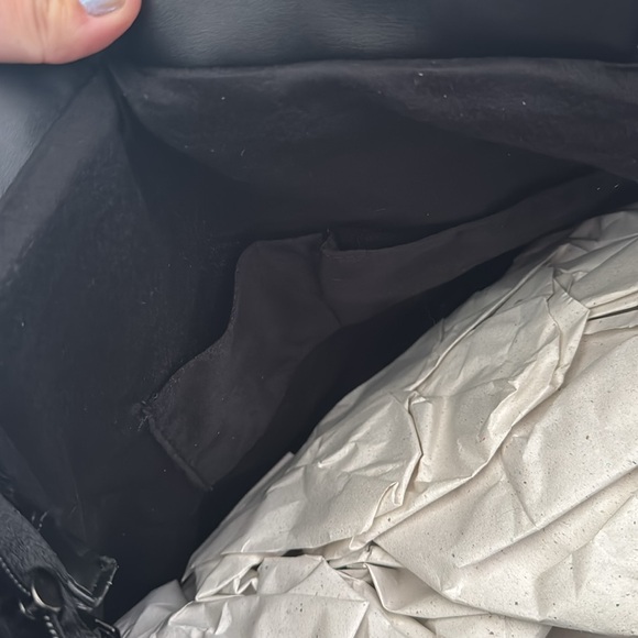 NWT! House of Harlow Faux Fur Tote - Picture 4 of 6